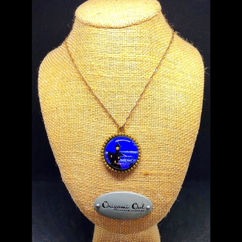 Halloween Inspired Necklace ( Dracula’s Castle )